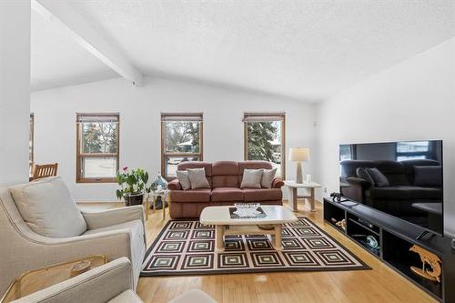 50 Royalgate Rd, Winnipeg, MB 