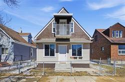 965 Alfred AVE  Winnipeg, MB R2X 0V1