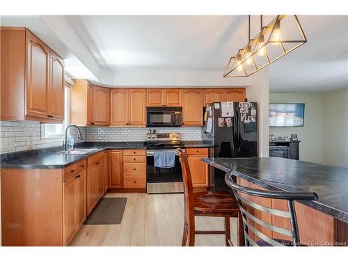 371 Royal Rd, Fredericton, NB 