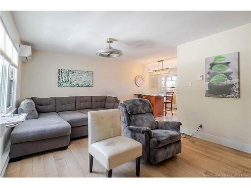 371 Royal Rd, Fredericton, NB 