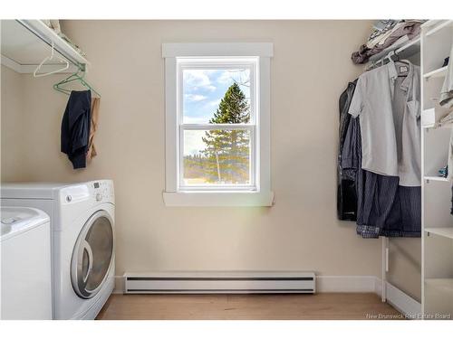 371 Royal Rd, Fredericton, NB 