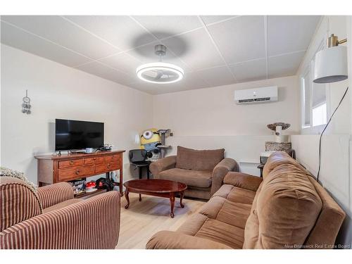 371 Royal Rd, Fredericton, NB 