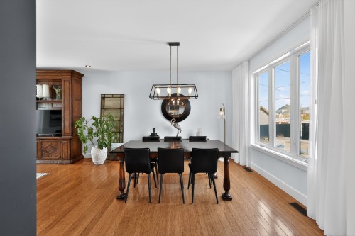 Dining Room - 10805 Rue André-Mathieu, Mirabel, QC - Indoor Photo Showing Dining Room
