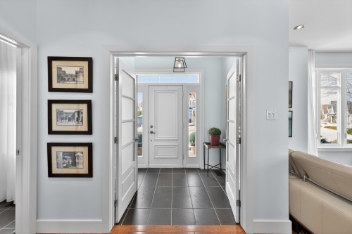 Mud Room - 10805 Rue André-Mathieu, Mirabel, QC - Indoor Photo Showing Other Room