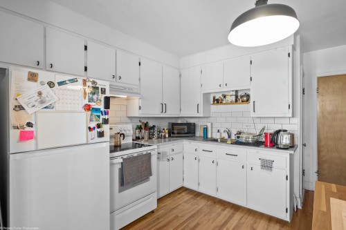 Kitchen - 6525 10E Avenue, Montréal (Rosemont/La Petite-Patrie), QC - Indoor Photo Showing Kitchen