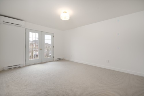 Chambre à coucher principale - 231 Rue De Barcelone, Dollard-Des-Ormeaux, QC - Indoor Photo Showing Other Room