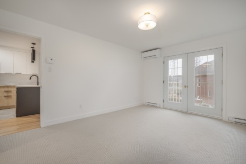 Chambre à coucher principale - 231 Rue De Barcelone, Dollard-Des-Ormeaux, QC - Indoor Photo Showing Other Room