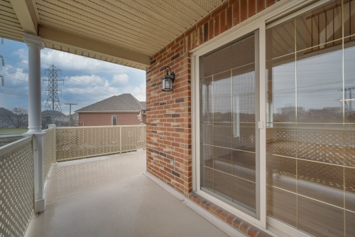 Balcon - 231 Rue De Barcelone, Dollard-Des-Ormeaux, QC - Outdoor With Exterior