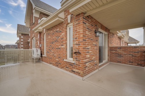 Balcon - 231 Rue De Barcelone, Dollard-Des-Ormeaux, QC - Outdoor With Exterior