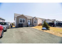 22 Bridgeport Street Paradise, NL A1L 4C2