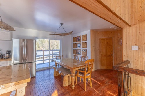 Salle à manger - 4720 Ch. Brassard, Saint-Zénon, QC - Indoor Photo Showing Dining Room