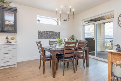 3155 Woodrush Dr, Duncan, BC 