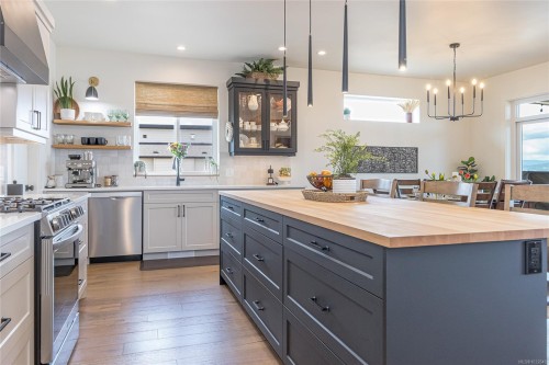 3155 Woodrush Dr, Duncan, BC 