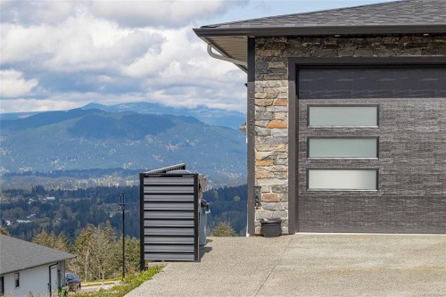 3155 Woodrush Dr, Duncan, BC 