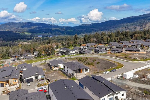 3155 Woodrush Dr, Duncan, BC 