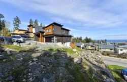 517 Gurunank Lane Colwood, BC V9C 0M2