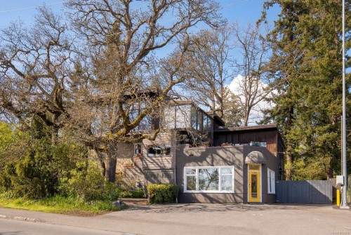 1168 Burnside Rd West, Saanich, BC 