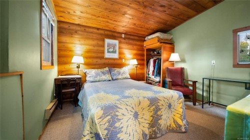 1168 Burnside Rd West, Saanich, BC 