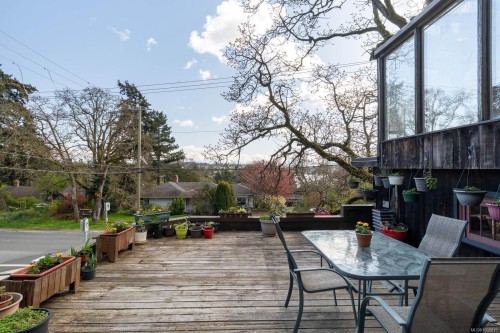 1168 Burnside Rd West, Saanich, BC 
