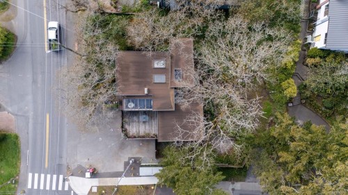 1168 Burnside Rd West, Saanich, BC 
