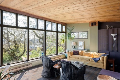 1168 Burnside Rd West, Saanich, BC 