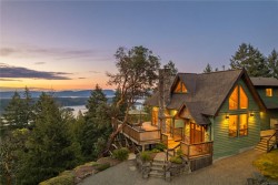 150 Liberty Hall Lane Salt Spring, BC V8K 2H1