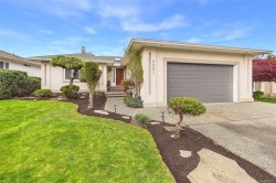 6062 Clarence Way Nanaimo, BC V9V 1R7