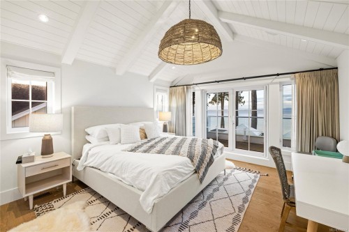 891 Bluffs Dr, Qualicum Beach, BC 