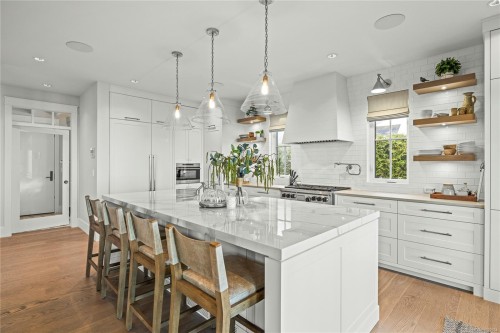 891 Bluffs Dr, Qualicum Beach, BC 