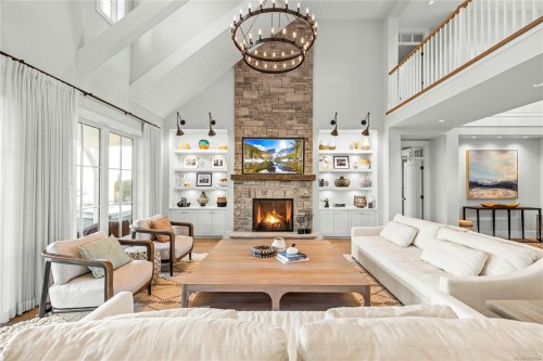 891 Bluffs Dr, Qualicum Beach, BC 