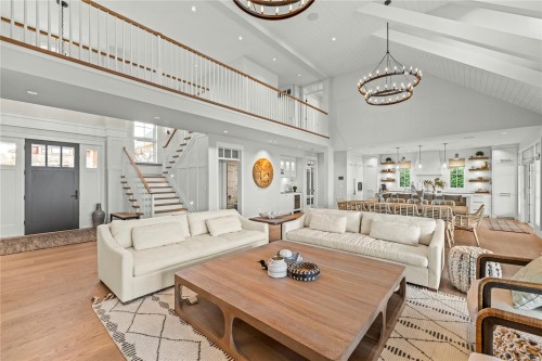 891 Bluffs Dr, Qualicum Beach, BC 