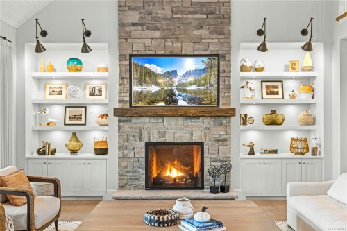 891 Bluffs Dr, Qualicum Beach, BC 