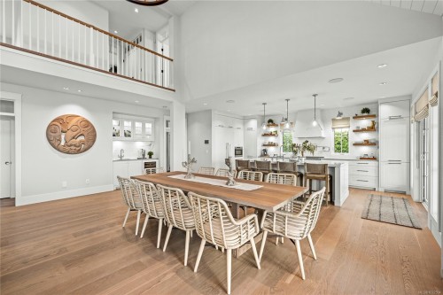 891 Bluffs Dr, Qualicum Beach, BC 
