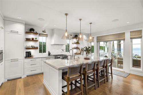 891 Bluffs Dr, Qualicum Beach, BC 