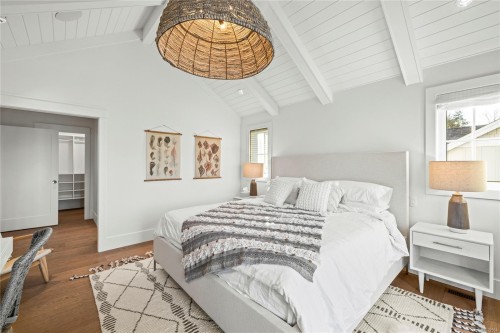 891 Bluffs Dr, Qualicum Beach, BC 
