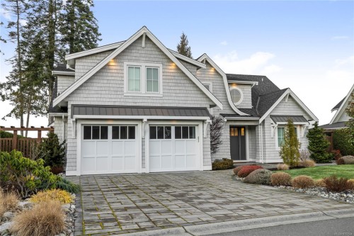 891 Bluffs Dr, Qualicum Beach, BC 