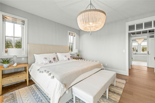 891 Bluffs Dr, Qualicum Beach, BC 