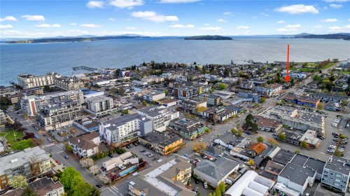 9691 Fifth St, Sidney, BC 