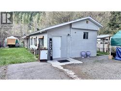 670 Central Avenue Midway, BC V0H 1M0