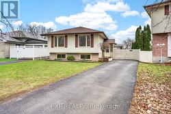 54 DAUPHIN AVENUE Kingston (Rideau), ON K7K 6B1