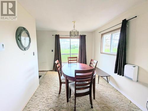 23 Valley Road, Cavan Monaghan (Cavan Twp), ON - Indoor Photo Showing Dining Room
