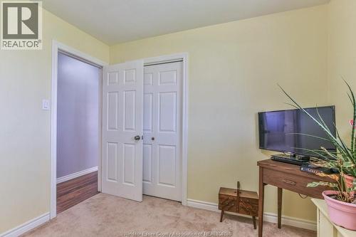 6551 Springfield Road, Aylmer, ON - Indoor