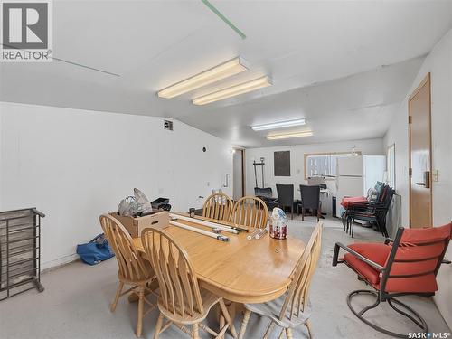 525 6Th Avenue Nw, Swift Current, SK - Indoor
