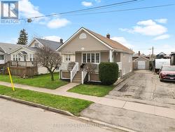 65 CHRISTMAS STREET Port Colborne (Killaly East), ON L3K 1M4