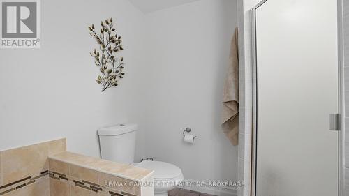 14 - 178 Scott Street, St. Catharines (Fairview), ON - Indoor Photo Showing Bathroom