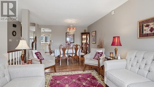 14 - 178 Scott Street, St. Catharines (Fairview), ON - Indoor Photo Showing Living Room