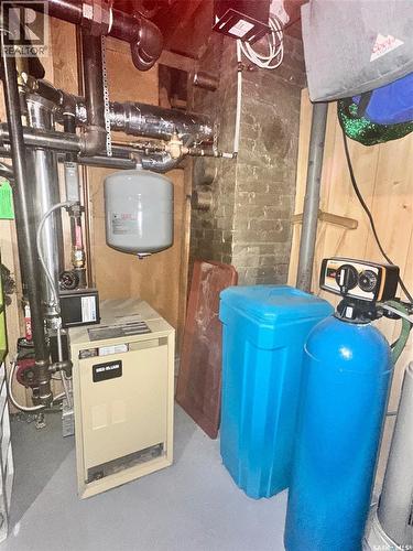 216 Second Avenue N, Yorkton, SK - Indoor Photo Showing Basement