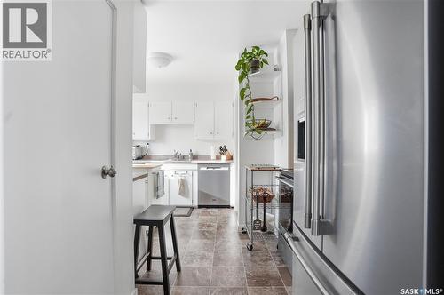2230 William Avenue, Saskatoon, SK - Indoor Photo Showing Kitchen