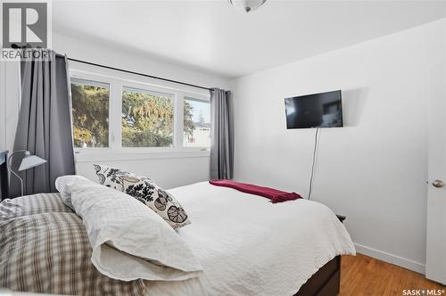 2230 William Avenue, Saskatoon, SK - Indoor Photo Showing Bedroom