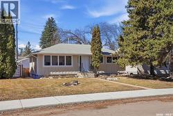 2230 William AVENUE  Saskatoon, SK S7J 1A6